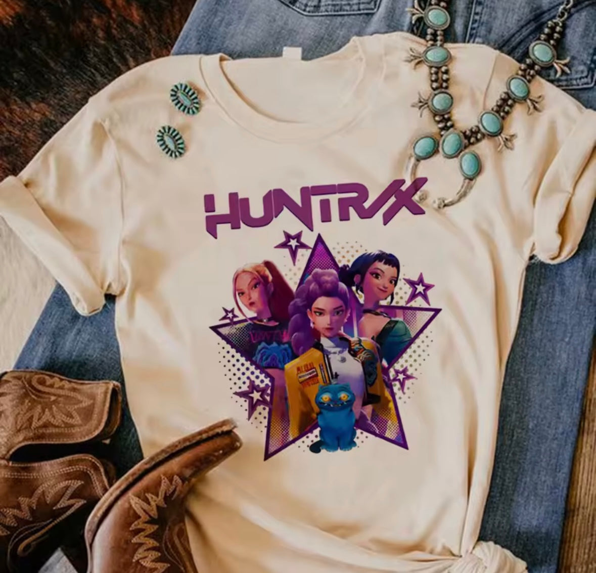 Huntrix Cream T-Shirt