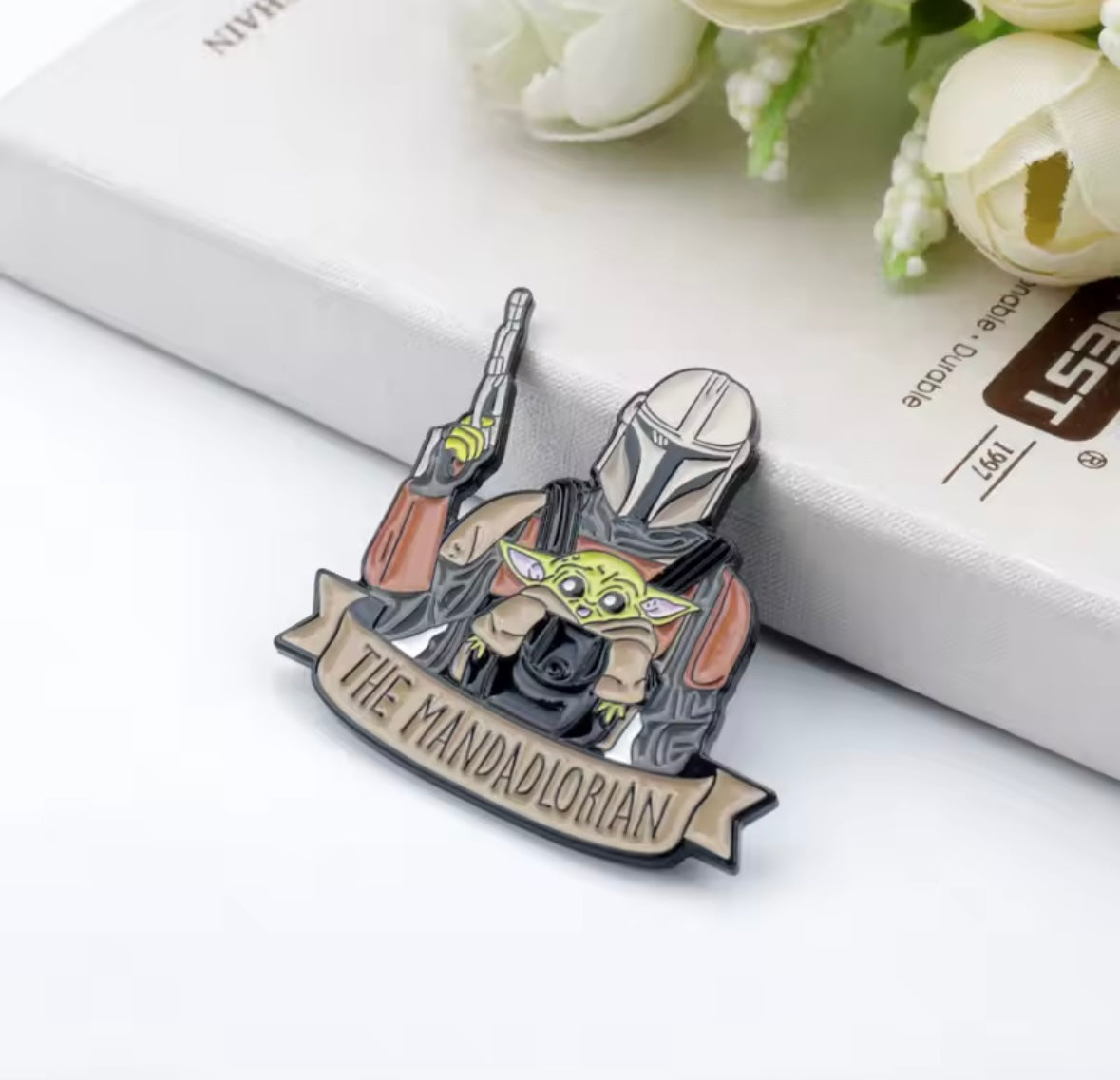 Mando and Grogu Pin Badge